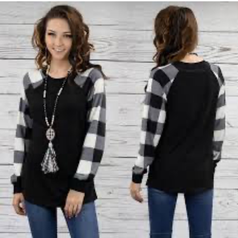 Haptics by Holly Harper black/white plaid long sleeve top